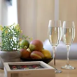 Quiet Kalnina Studio Apartment